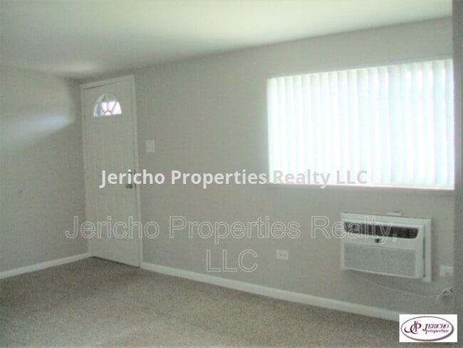 Building Photo - 2567 Jellison St
