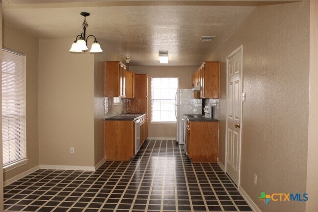 Foto del edificio - 3819 Oak Valley Dr