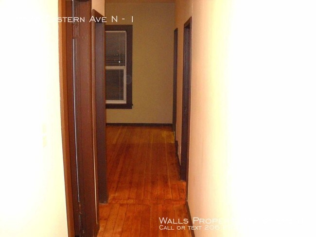Building Photo - Vintage 1bd/1ba near U-District!