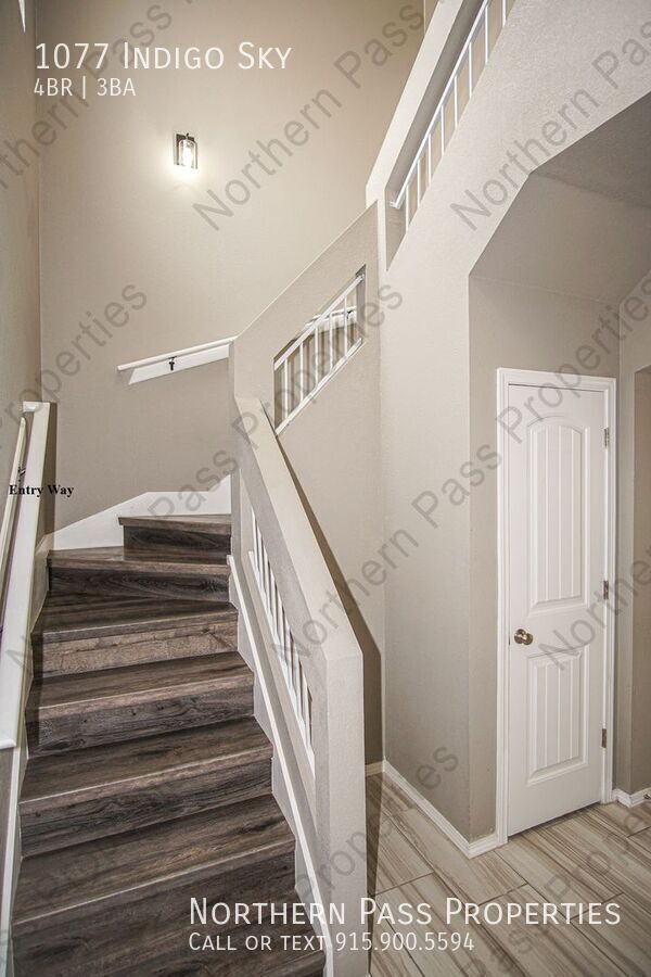 Foto del edificio - 1077 Indigo Sky St