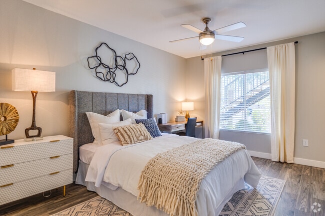 2HAB, 2BA - 1,260 ft² - Allegro Apartments