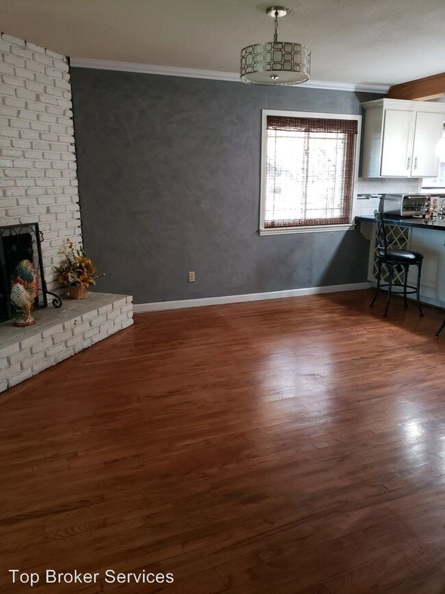 Building Photo - 3 br, 2 bath House - 26167 Holly Vista Blvd