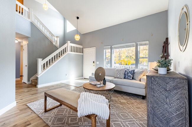 Building Photo - 1825 Hanford St