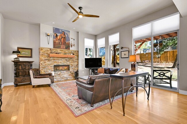 Building Photo - 3040 Alpine Hideaway Trail