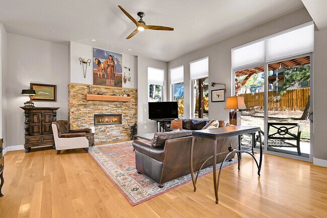 Foto del edificio - 3040 Alpine Hideaway Trail