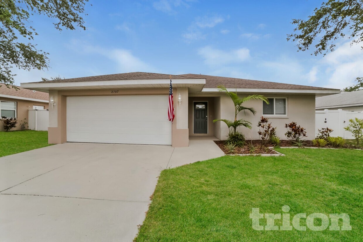 Foto principal - 2707 95th St E