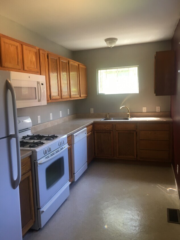 Primary Photo - 1209 7th St