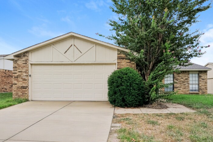 Foto principal - 4121 Shagbark St