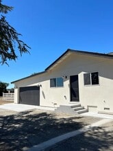Building Photo - 730 Fisher Ave