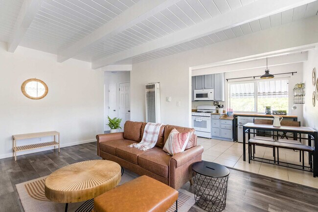 Foto del edificio - 2312 Bonar St