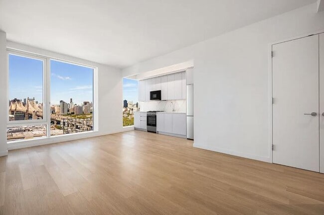 Foto del edificio - 1 bedroom in Queens NY 11101