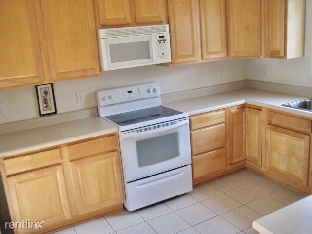 Building Photo - 3 br, 2.5 bath Townhome - 4757 Arco Ln