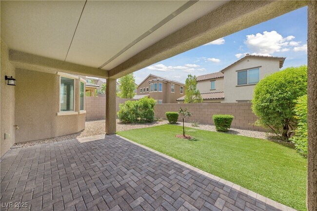 Foto del edificio - 7205 Pine Bridge Ct