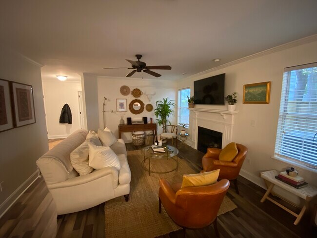 Building Photo - 1366 Cassidy Ct