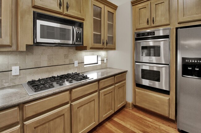 Foto del edificio - 2414 Dorrington St