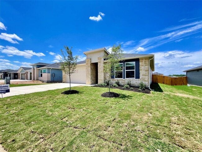 Building Photo - 590 Gladiola Lp