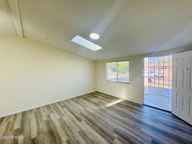 Building Photo - 45503 Gadsden Ave