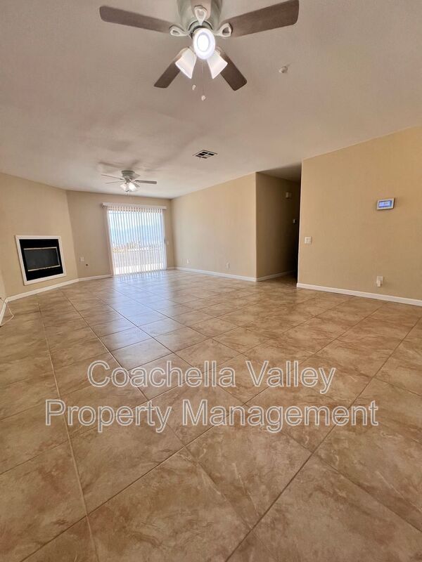 Foto del edificio - 66437 3rd St