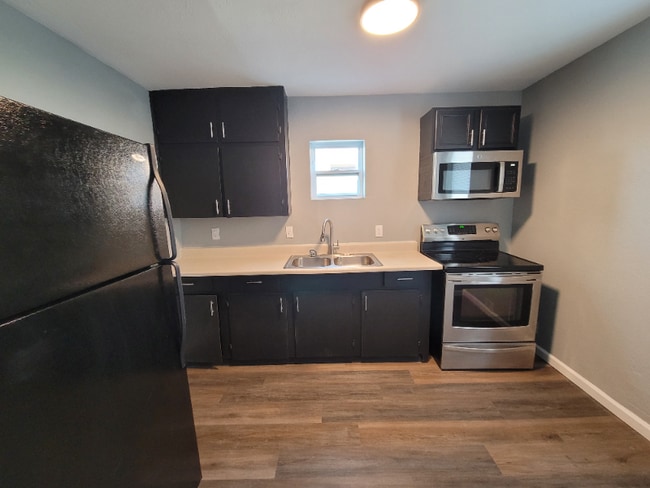 Foto del edificio - 409 N Sterling Ave