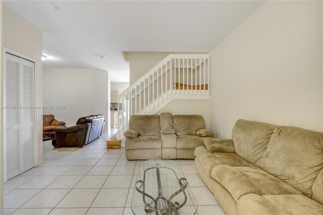 Building Photo - 10889 SW 88th Terrace