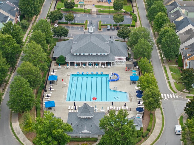 Photo - 1004 Crinoline Ln House