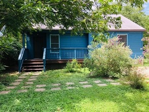 Building Photo - 1511 Redd St