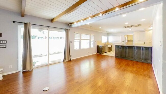 Building Photo - 4834 Beeman Ave