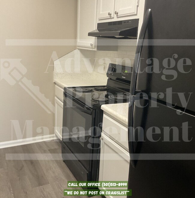 Foto del edificio - 1955 Keathley Dr