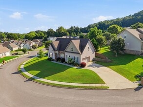 Building Photo - 723 Windrush Loop