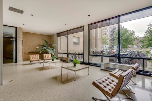 Lobby - 5530 S Shore Dr