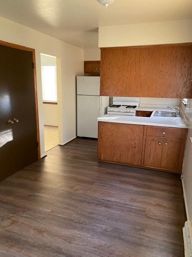 Foto del edificio - 5831 N 91st St