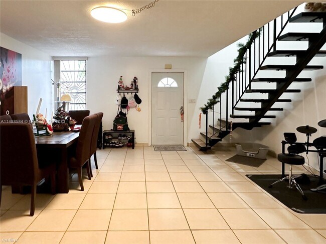 Foto del edificio - 4 br, 3.5 bath House - 12320 SW 18th Ter