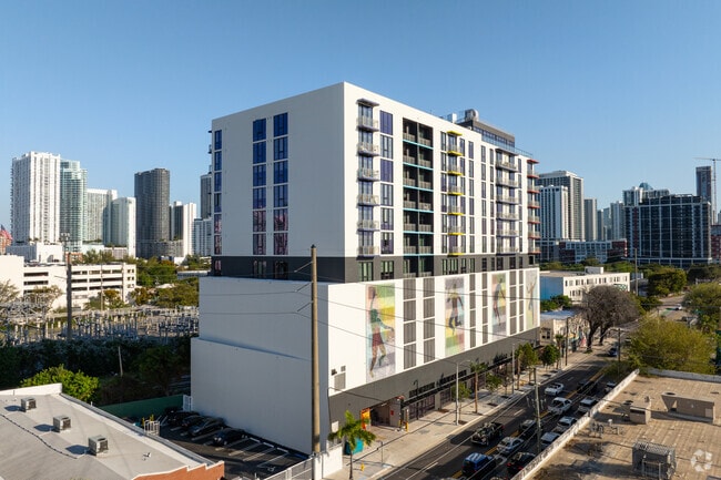 Building Photo - Wynwood Works