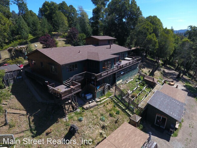 Building Photo - 5 br, 2 bath House - 640 Hester Creek