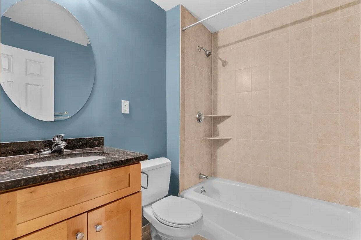 Foto principal - 11 Woodlawn St