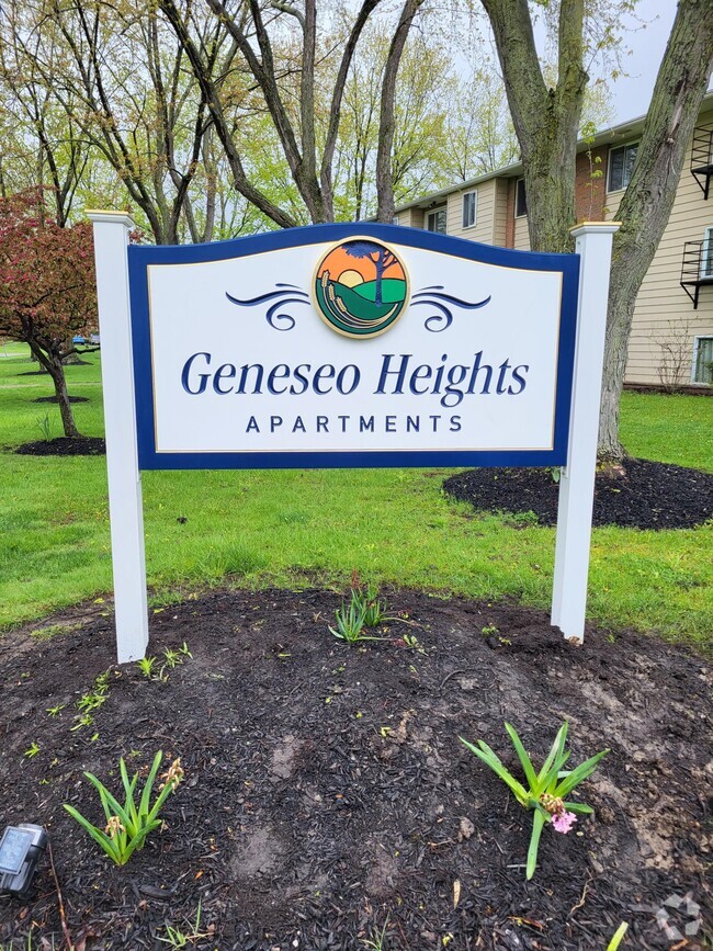 Geneseo Heights Apartments