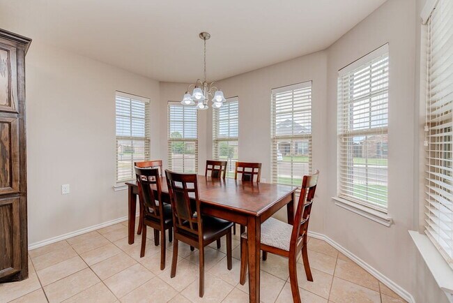 Foto del edificio - Spacious 4-Bedroom Gem in North Lubbock