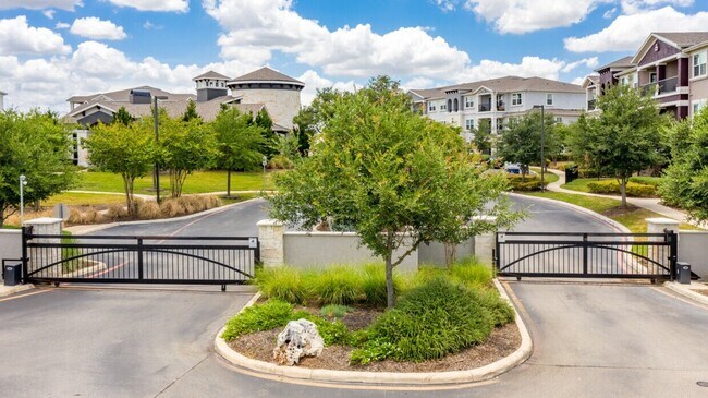 Building Photo - 20303 Stone Oak Pkwy