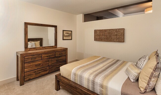 Foto del edificio - Stunning, Furnished Wieland Block Condo Downtown Duluth**Available Now!