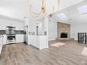 Building Photo - 1322 Oahu Dr