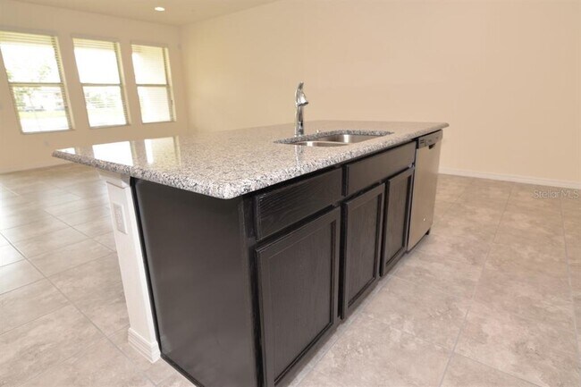 Building Photo - 413 Merry Brook Cir