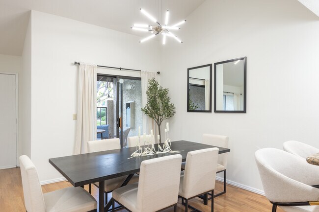 Foto del edificio - 18136 Oxnard St