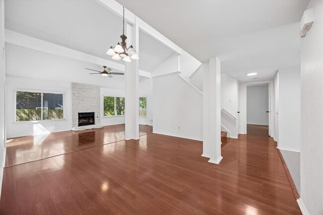Building Photo - 2609 Monarch Dr