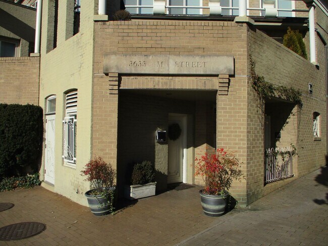Foto del edificio - Luxury 2 Bedroom 2 Bathroom Georgetown Apa...