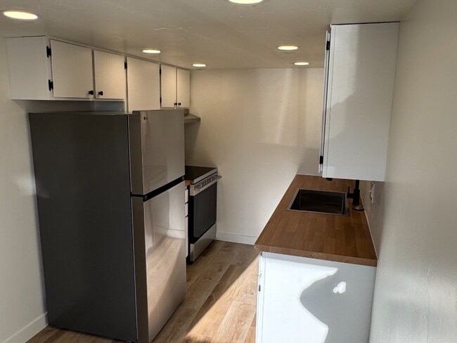 Foto del edificio - 174-180 W Foxbridge Dr