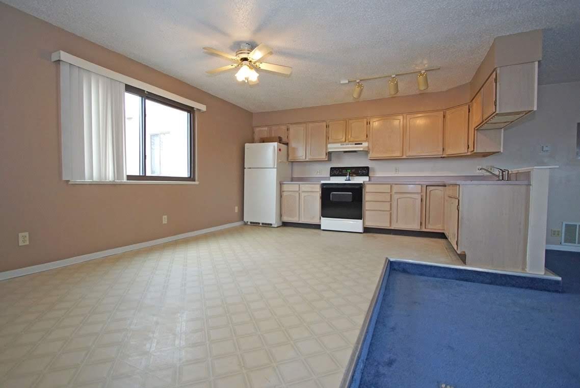 Primary Photo - 1224 Maclovia St