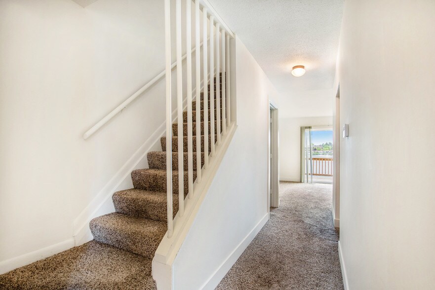 Windridge Apartments