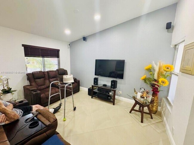 Foto del edificio - 10003 SW 147th Ct