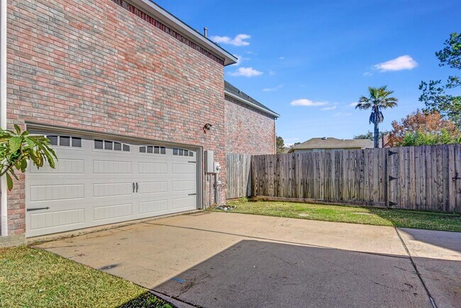 Foto del edificio - 2409 Daytona Ct