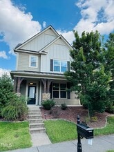 Building Photo - 1129 Pemberly Ave